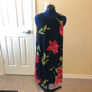 Cute & Tropical Sundress